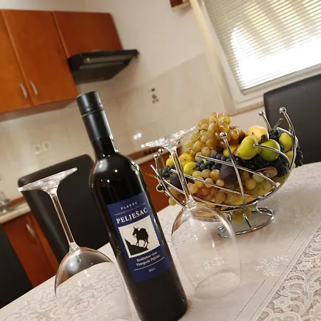 Apartment Nina-Maya Vodice