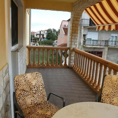 Nina-Maya Apartment Vodice